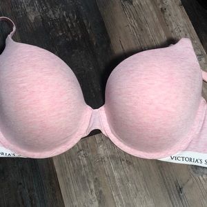 Super soft padded Victoria Secret full coverage